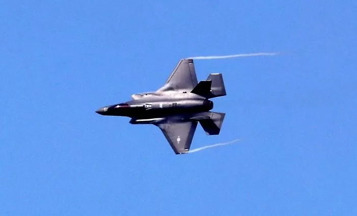 북한 공작원 만나 ‘지령’ 받다가 구속된 시민운동가 USB서 ‘충성맹세’ 혈서 발견됐다