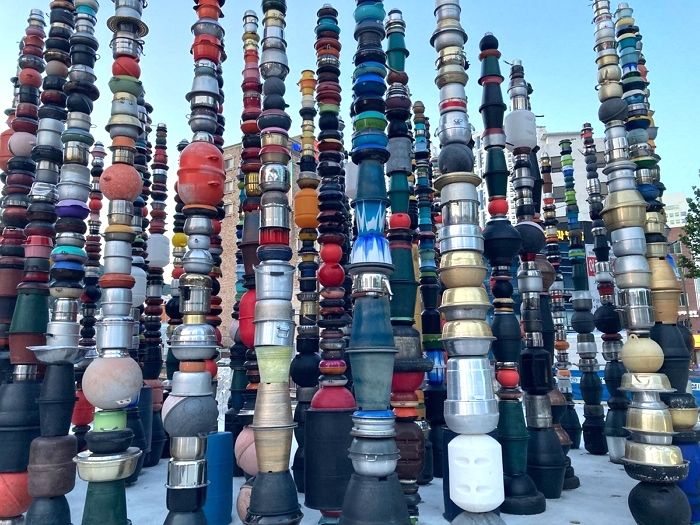 혈세 4억 5천만원 들여 생활폐기물로 만든 ‘부산’ 예술 작품 비주얼