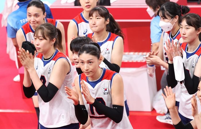 올림픽 ‘마지막 경기’ 마치고 인터뷰 중 ‘눈물’ 쏟아낸 김연경