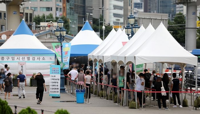어제(8일) 코로나 확진자 1천 492명 발생···일요일 기준 최다