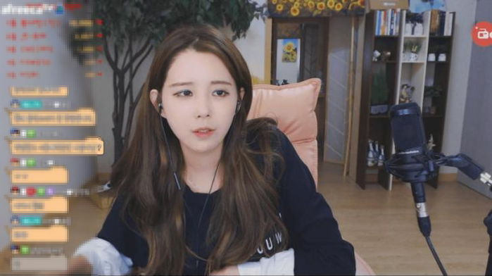 김이브, 팝콘TV 방송 전 ‘300만원 짜리 하룻밤’ 스폰 제안 받았다