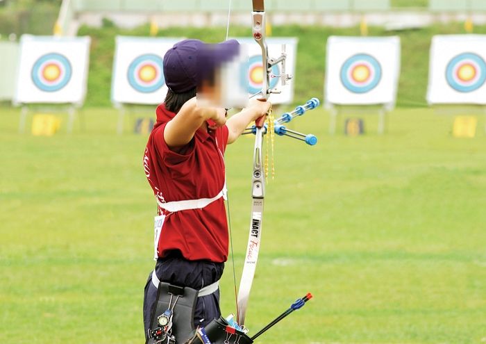 중학교 1학년 후배에 ‘활’ 쏴 다치게 한 3학년 선배···경찰 수사 시작
