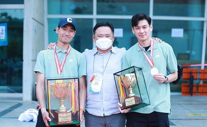 김정환, 올림픽 이후 첫 국내 펜싱대회서 세계랭킹 1위 오상욱 꺾고 우승