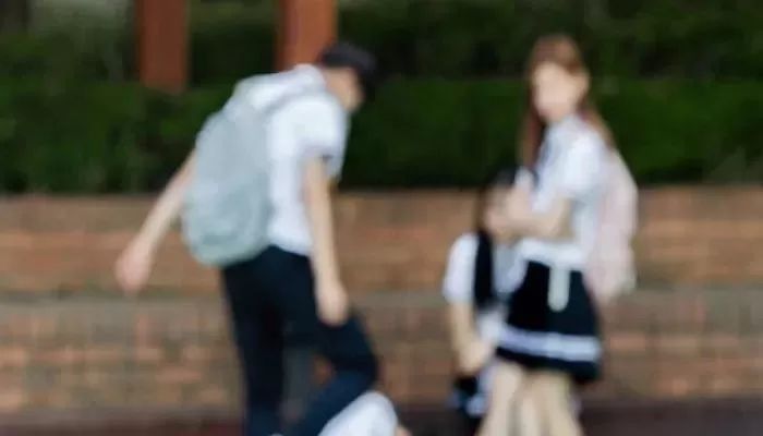 술값 22만원 내기 아까워 경찰에 ‘미성년자’라고 셀프 신고한 고등학생들