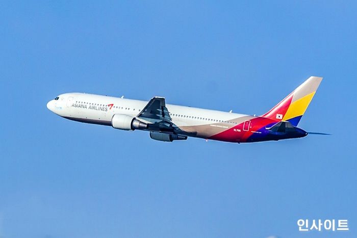 아시아나항공, “아시아나 타고 제주 여행에 면세 쇼핑도 즐기세요”