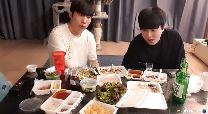 “의도성 없었다”...술방 도중 울먹이며 ‘코인 게이트’ 사과한 BJ 저라뎃