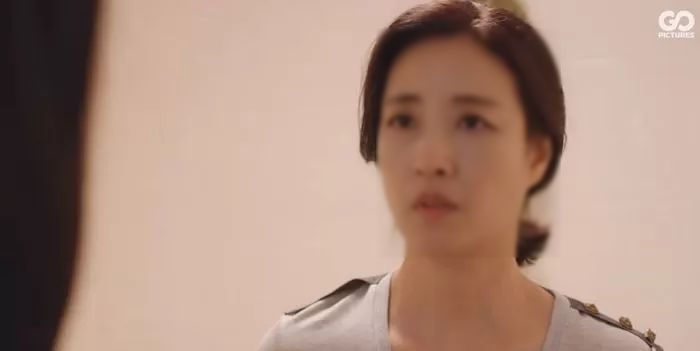 대학생 딸에게 공부해야 되니까 ‘알바’하지 말라면서 ‘일주일 용돈’ 2만원 주는 엄마