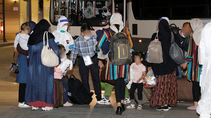 “도움받는 나라에서 주는 나라로” 국뽕 차오르게 만든 71년 전과 어제(26일)자 사진