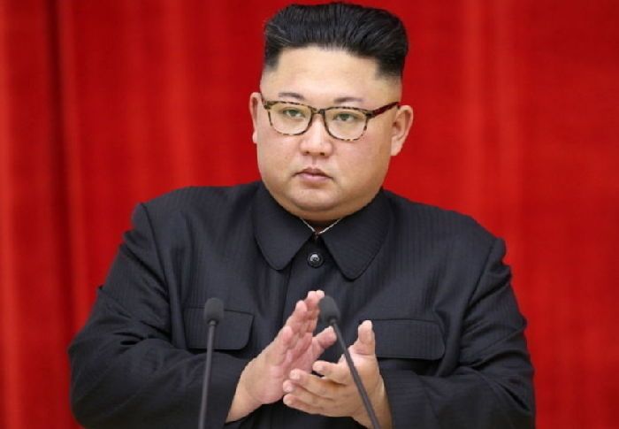 북한 청년들 ‘탄광’ 보낸 김정은 “젊어서 고생 금 주고도 못 산다”