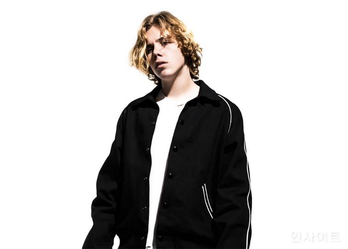 ‘슈퍼 루키’ 더 키드 라로이의 ‘Stay’, 빌보드를 넘어 국내 음원 차트까지 ‘올킬’