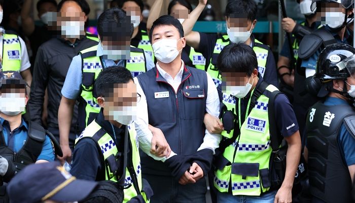 민주노총 “양경수 위원장 구속은 ‘전쟁 선포’...총파업으로 갚아줄 것”