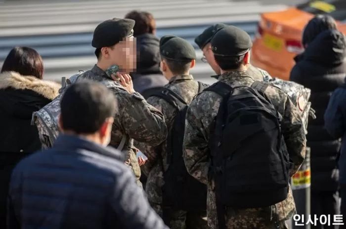 국방부, 오늘(6일)부터 군인들 휴가 정상 시행한다