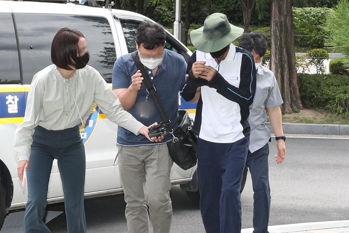 전자발찌 찼다며 길 가던 여성들 협박한 남성 “술주정 가지고 왜 그러냐”