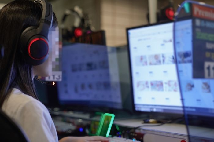 PC방 갔다가 남친 게임 아이디가 ‘물 많은 OO’인 거 보고 이별 결심한 여성