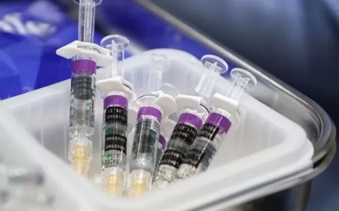 주사 한 번 맞고 끝나 좋아했는데...불안에 떠는 얀센 접종자들