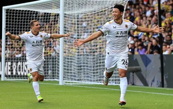 황희찬이 EPL 데뷔전서 골 넣고 ‘MOM’ 선정되자 ‘중국 출신’이라고 우기는 중국인들