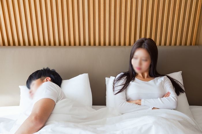 여친과 사랑 나눌 때마다 ‘퓨마 팬티’ 입는 남성이 엄마 핑계를 댄 이유