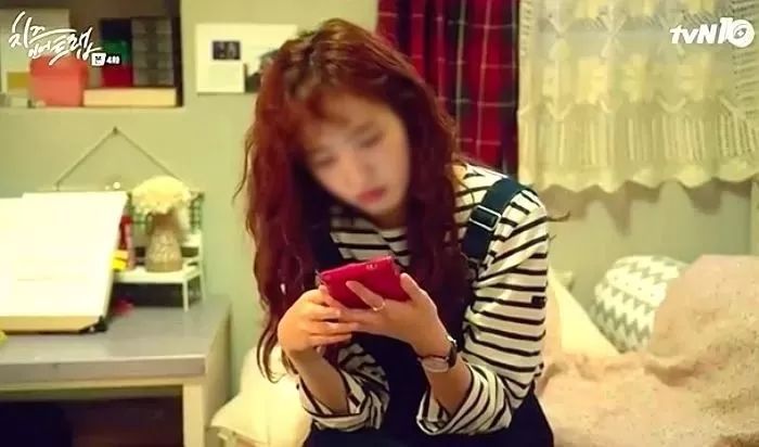 “조별 과제 팀원에게 연락했는데 ‘여친’ 있다는 이유로 카톡 차단당했습니다”