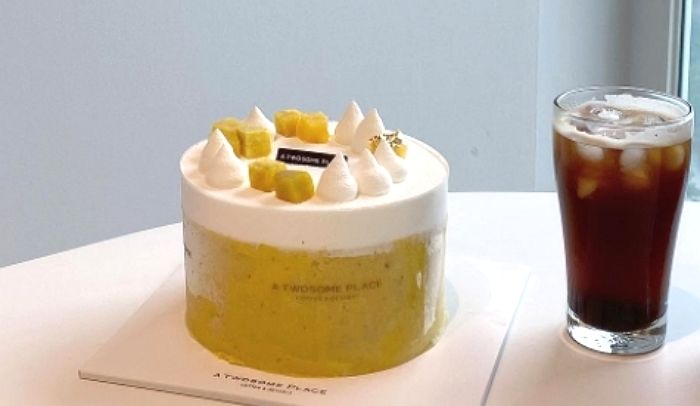 고구마의 달콤함에 생크림의 부드러움 잔뜩 쌓아올린 투썸 신상 ‘고구마 밀크 생크림’