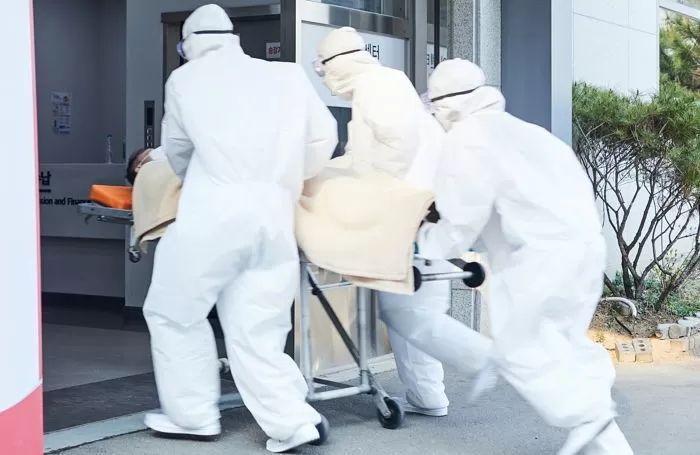 백신 접종 후 사망 사흘간 32명 추가...인과성 미확인