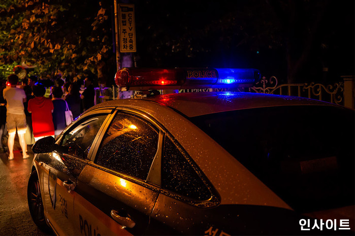 추석 맞아 고향 내려간 아들 부부, 70대 노모와 함께 숨진 채 발견