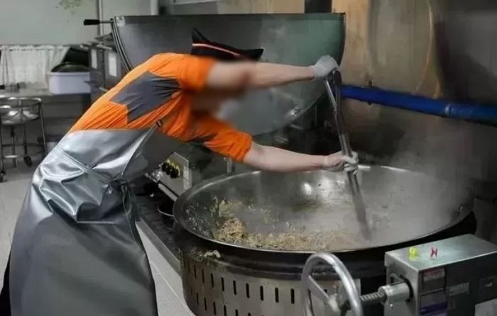 군대에서 난생 처음으로 ‘엄마’ 불러봤다는 취사병의 마음 찡한 사연