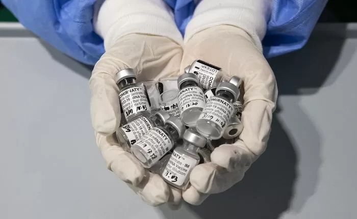 ‘유통기한’ 임박한 백신, ‘화이자’가 가장 많다