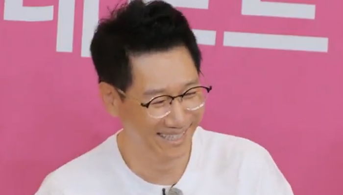 화이자 2차 접종 후 창백한 얼굴로 식은땀 흘리며 ‘런닝맨’ 촬영한 지석진