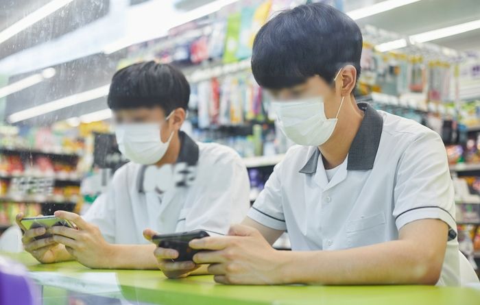 요즘 SNS 이용하는 10대들 사이서 유행 중이라는 ‘댈입’의 정체