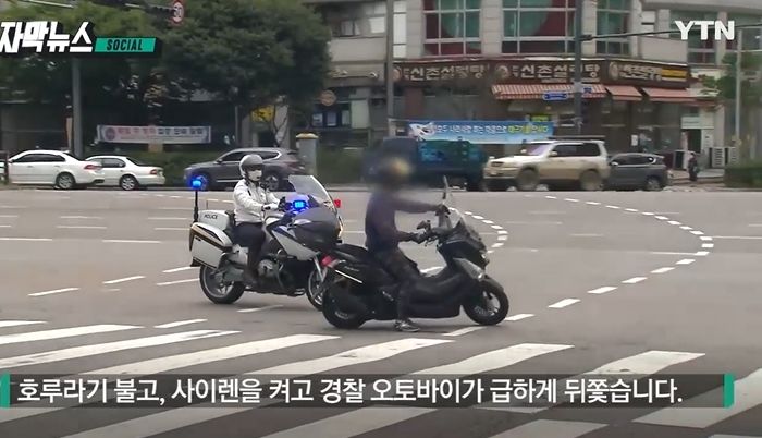 과속·신호위반 하다가 딱지 떼니까 헬멧 부수며 경찰 ‘위협’한 배달기사 (영상)