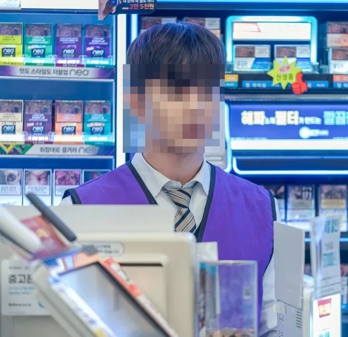 ‘편돌이’라고 무시당한 34살 남성이 통장 잔고 공개하면서 날린 ‘핵 사이다’ 발언