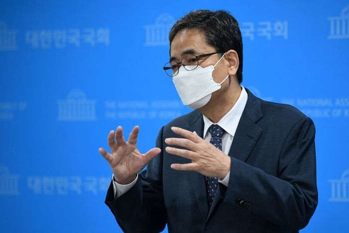 검찰, ‘화천대유 50억’ 곽상도 아들 자택 압수수색 실시