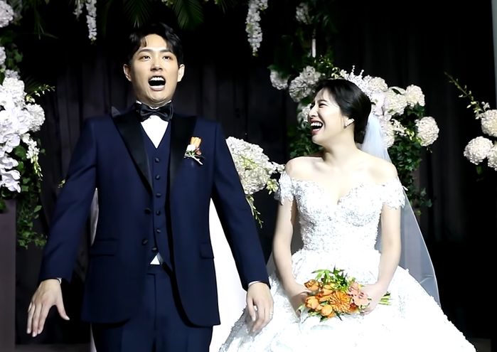 미녀 여캠 BJ 윾짱과 결혼했던 스트리머 로복, 갑작스레 이혼 발표