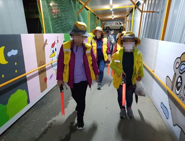 시민순찰대 뽑아 공원 돌게 하고 시급 ‘10,500원’ 주는 성남시