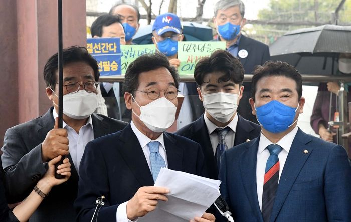이낙연 “대통령 되면 北개성에 남북 의료진 공동 진료하는 병원 설립”