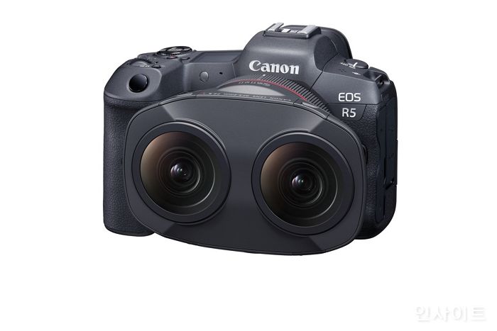캐논, 교환식 렌즈 최초로 180° VR 영상 촬영을 실현한 
‘RF5.2mm F2.8 L DUAL FISHEYE’ 공개