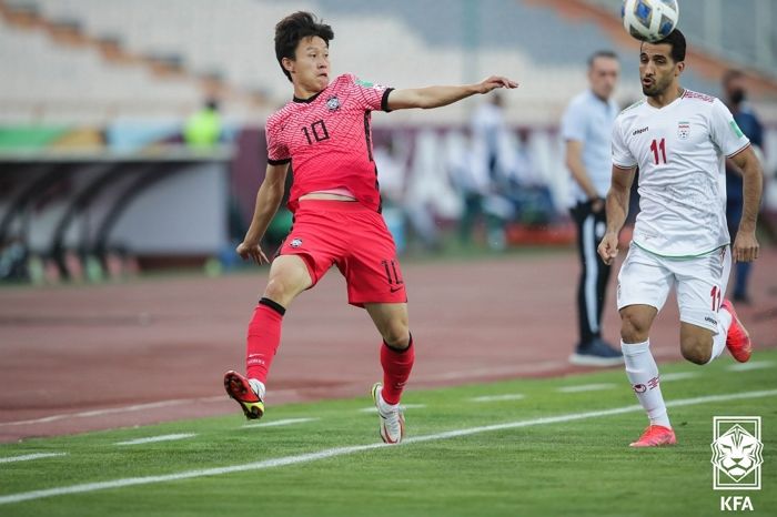 이란전 동점골 실점 전 ‘패스미스’ 한 이재성이 축구팬에게 받은 악성 메시지 수준