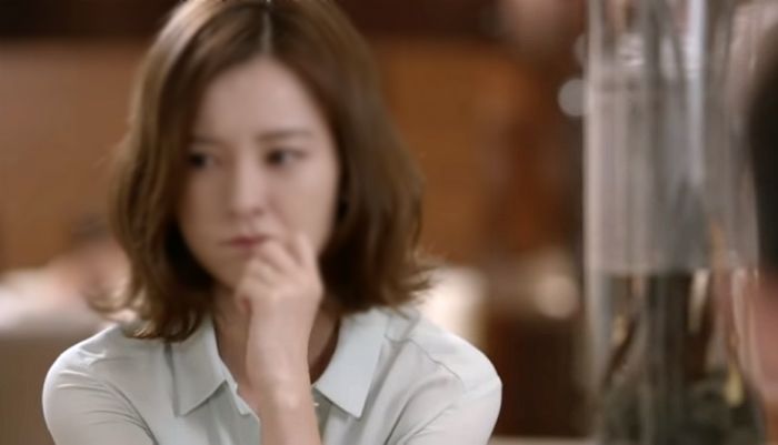 “9만 2천원 빌려달라 했는데  남친이 10만원 입금했어요, 얼마 갚아야 하죠?”