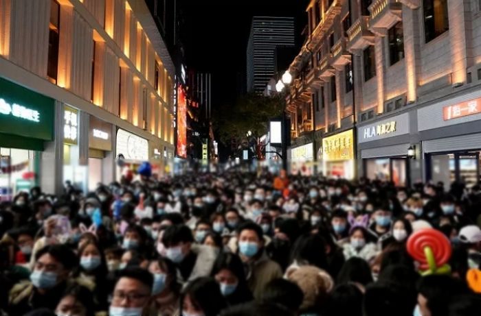 알고 보니 ‘일본식 콩글리시’라 외국인 아무도 못 알아듣는 ‘위드 코로나’