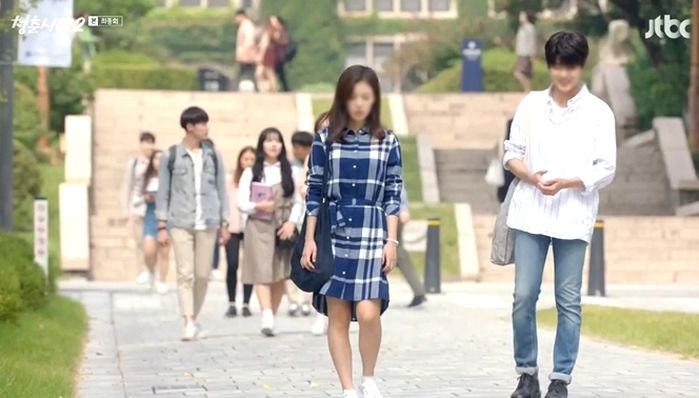 아빠가 매일 학교 앞까지 데리러 오는 여대생 보고 ‘스폰녀’ 거짓 소문낸 동기들