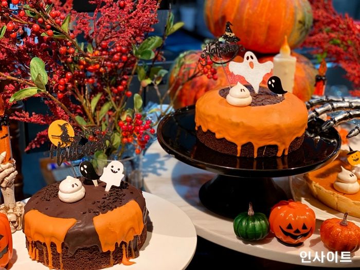 글래드 호텔, 이색적인 할로윈 포토존과 디저트 선보인다