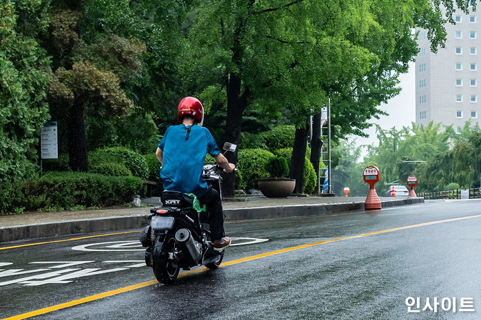 킹크랩 시킨 고객에게 라이더가 주소 3번 확인하고 전화까지 해야만 했던 사연