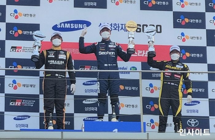 한국타이어 장착 차량, CJ 슈퍼레이스 4라운드 포디움 싹쓸이