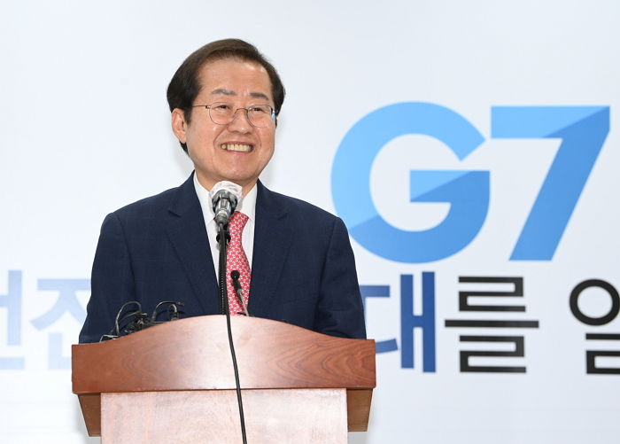 “洪 41.9% vs 李 35.6%”...홍준표, 국민의힘 대선 후보 중 유일하게 이재명에 앞서