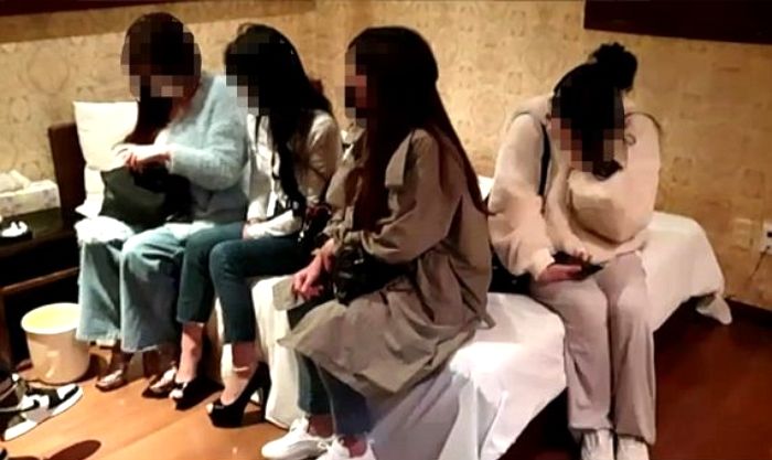 “‘초이스 룸미러’, ‘비밀통로’ 호텔로 연결”...강남 최대 ‘풀살롱’ 업주 적발
