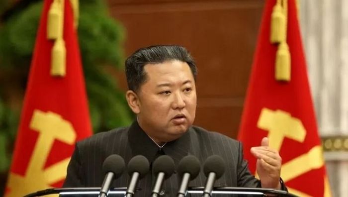 미 국방부, ‘김정은 지하벙커’ 붕괴시킬 신형 핵폭탄 최종 투하시험 성공