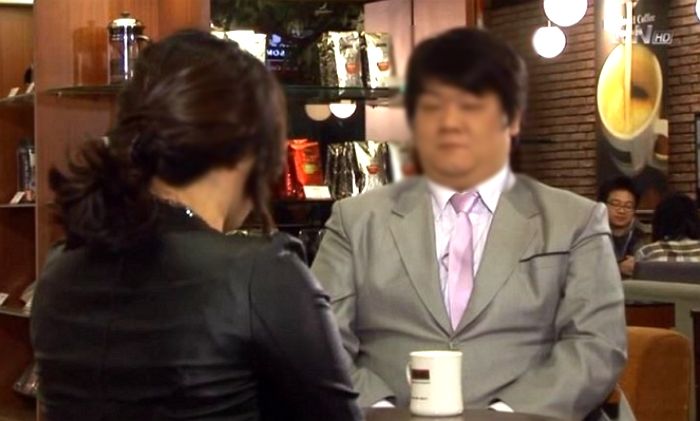 160cm·90kg 남성과 카페서 소개팅한 여성이 음료는 ‘테이크아웃’ 한다고 강조한 사연