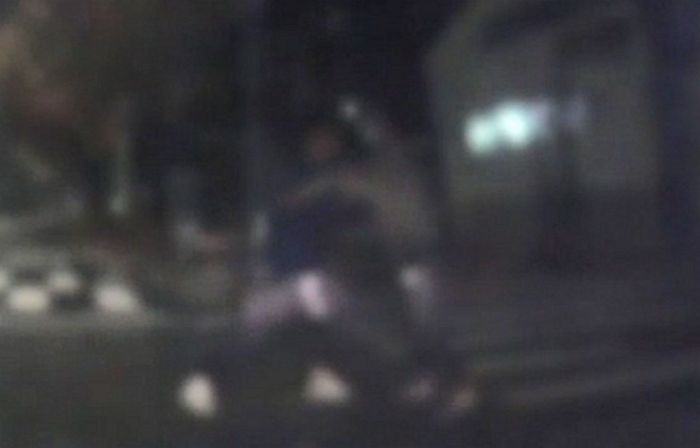 “돈도 못 버는 XX가”…택시기사 앞니 부러지도록 폭행한 20대 승객 (영상)