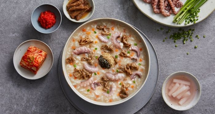 본죽, 수능 전날 죽 판매량 52%↑... 올해도 죽 도시락 사전 예약