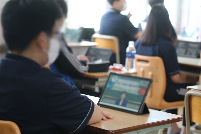 내년부터 중학교 입학하는 신입생 모두에게 ‘1인 1태블릿’ 주는 서울시교육청